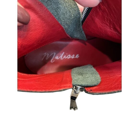 Matisse Ezrah Black Leather Ankle Bootie - Picture 11 of 14